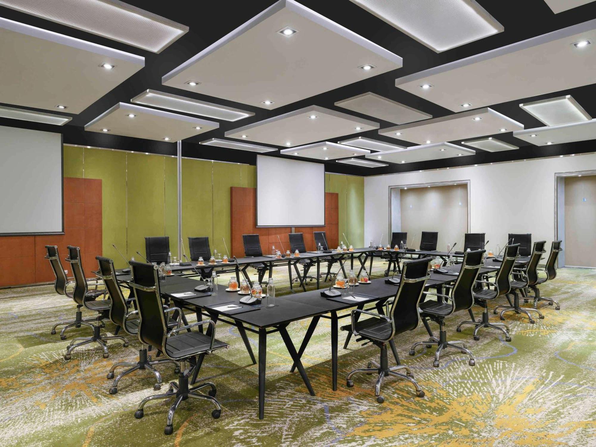 Pullman Jakarta Central Park Dış mekan fotoğraf Meeting room