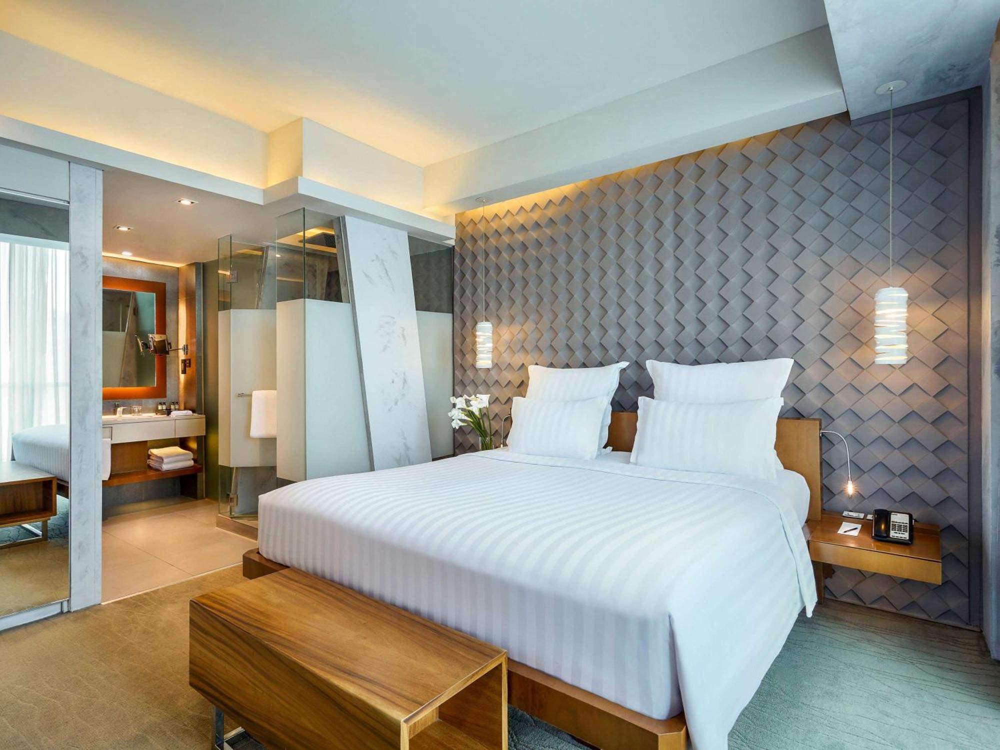 Pullman Jakarta Central Park Dış mekan fotoğraf Deluxe Suite