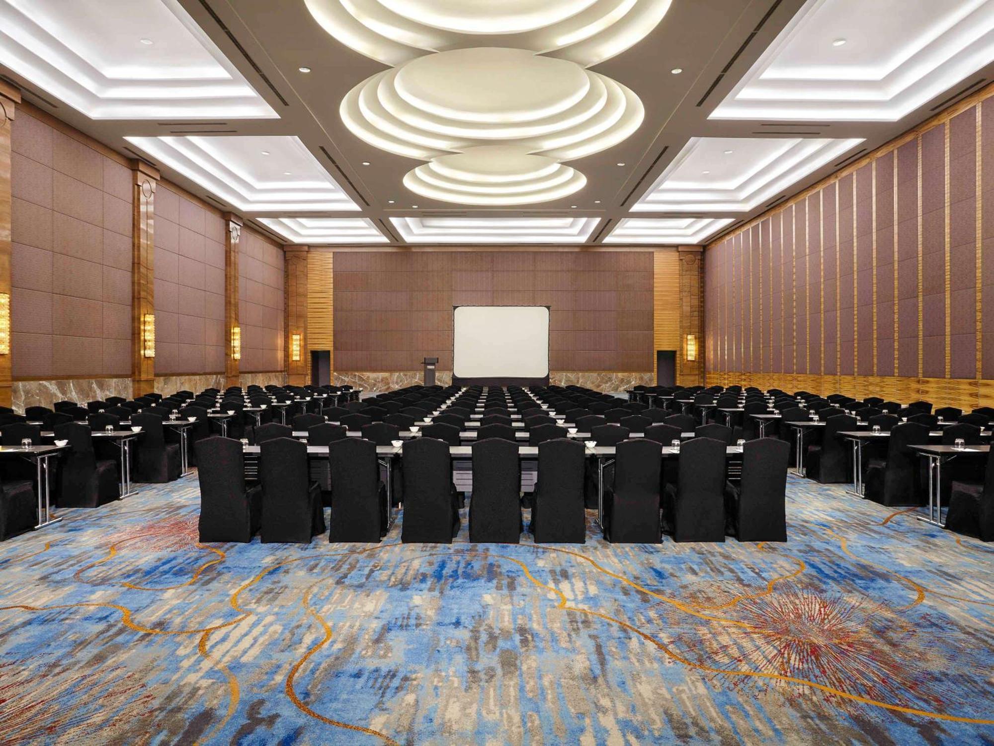 Pullman Jakarta Central Park Dış mekan fotoğraf The Grand Ballroom